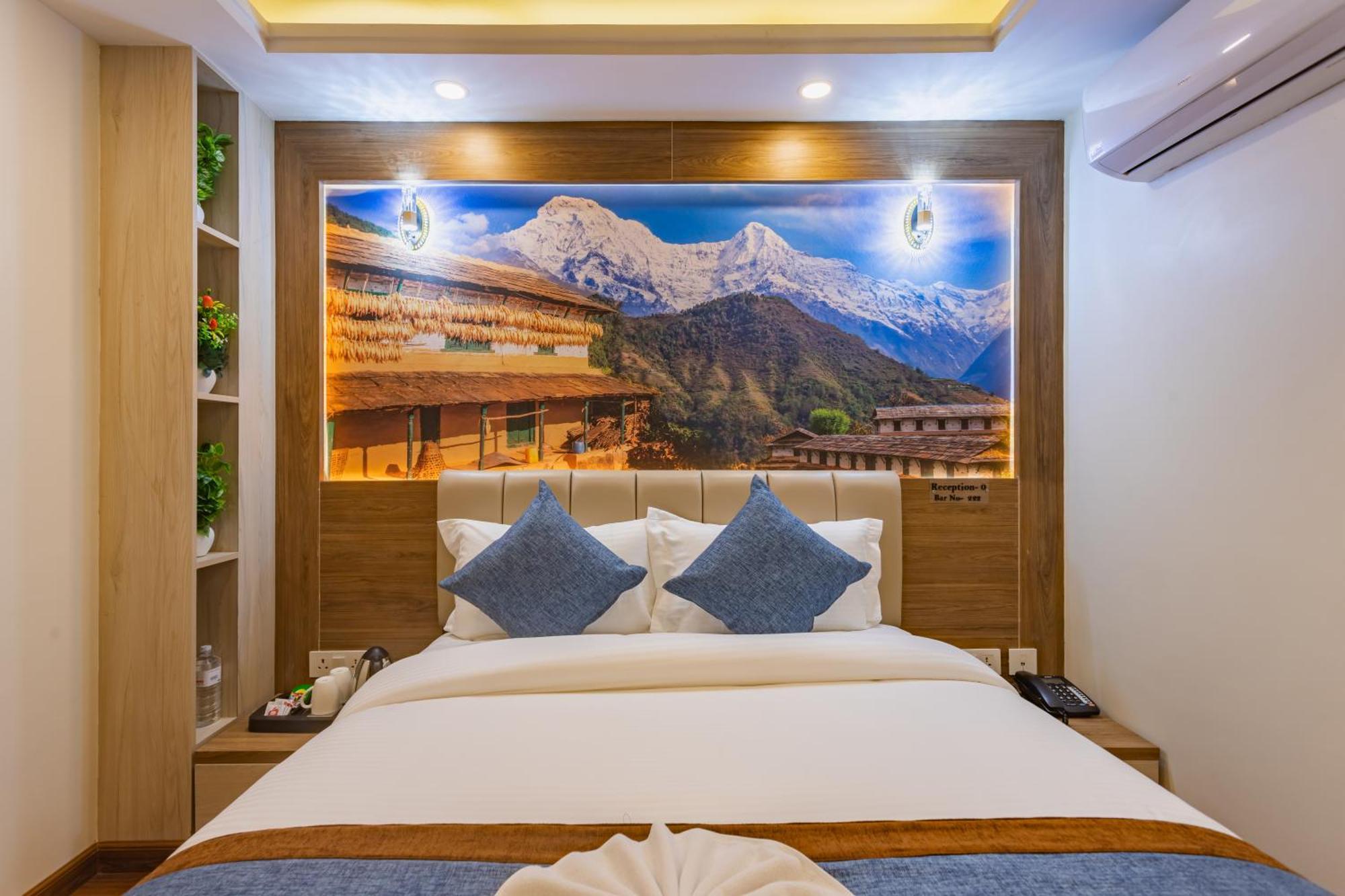 Airport Diana Hotel Katmandu Zewnętrze zdjęcie