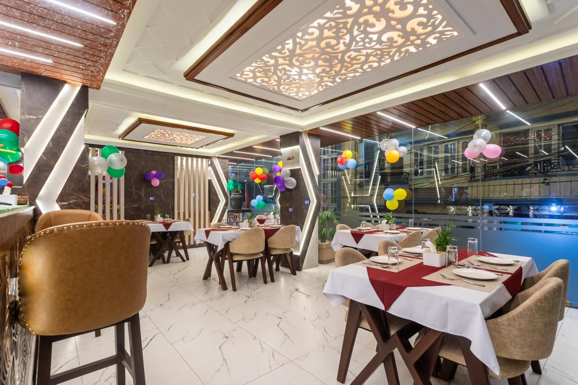 Airport Diana Hotel Katmandu Zewnętrze zdjęcie