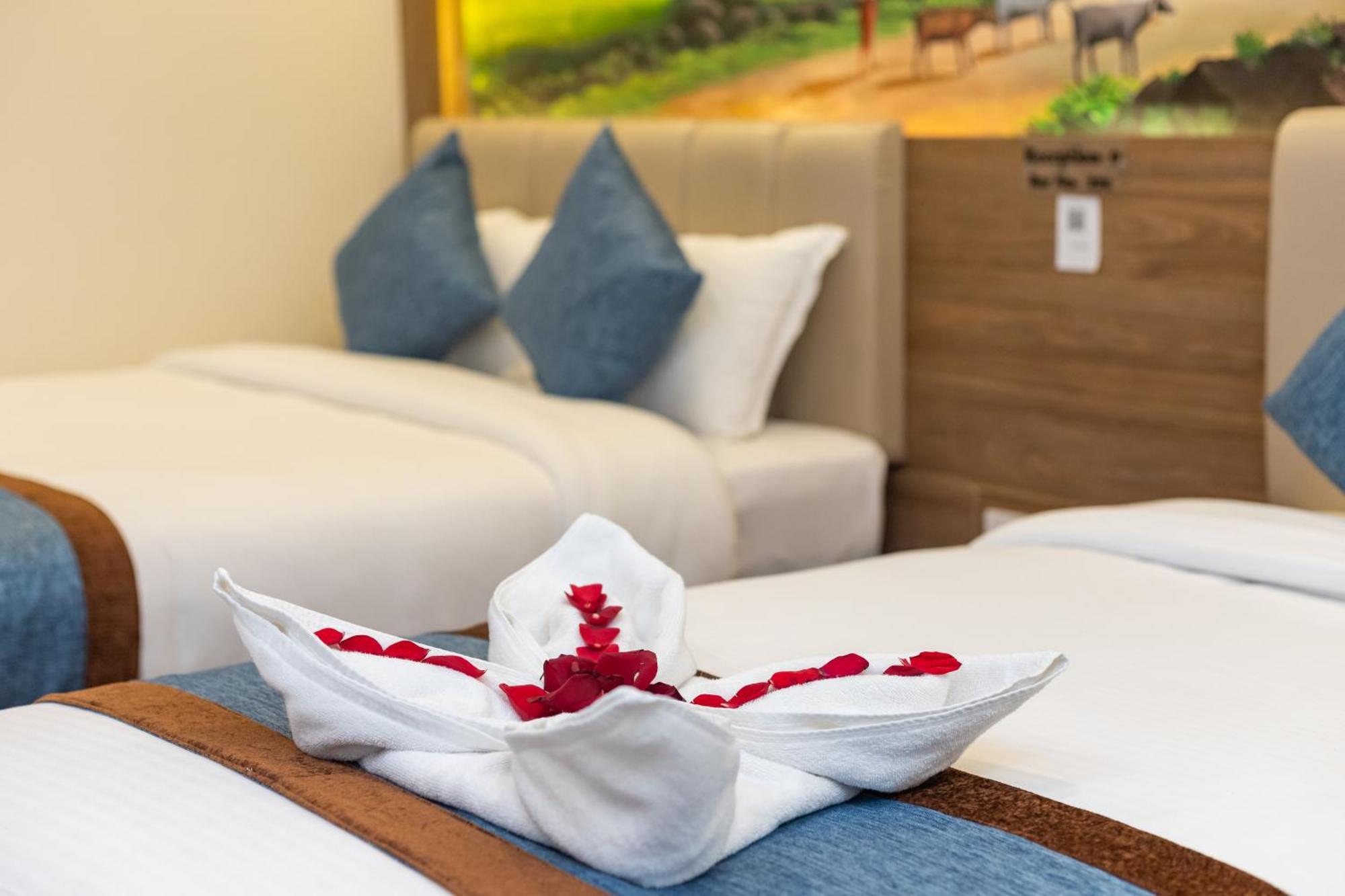 Airport Diana Hotel Katmandu Zewnętrze zdjęcie
